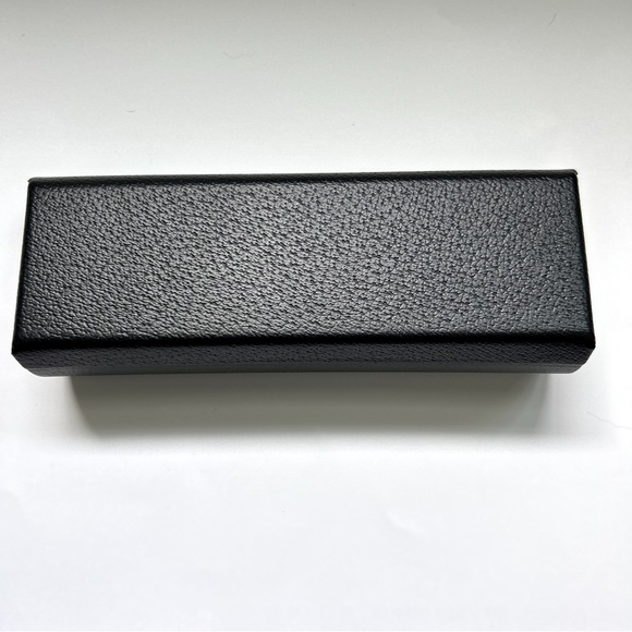 Burberry Black Eyeglasses Sunglasses Case - Picture 3 of 5